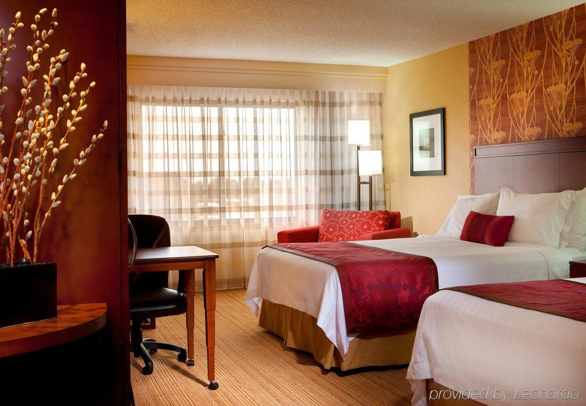 Courtyard By Marriott Denton Hotel Cameră foto